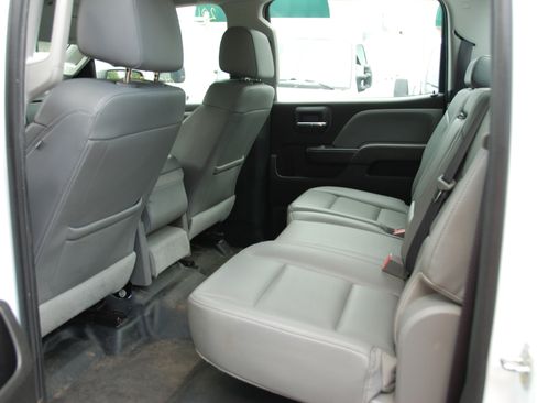 Used 2017 Chevrolet Silverado 2500 4x4 Crew Cab image 14