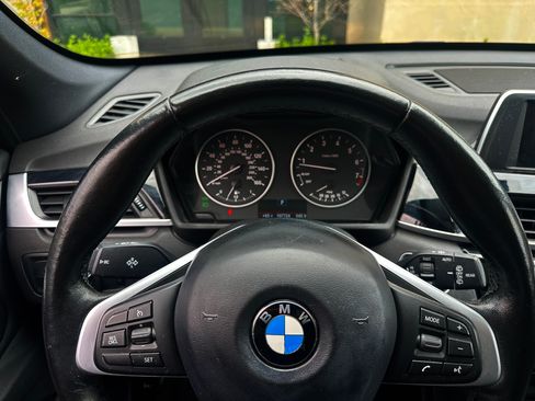 Used 2018 BMW X1 sDrive28i Sport Utility 4D FWD image 34