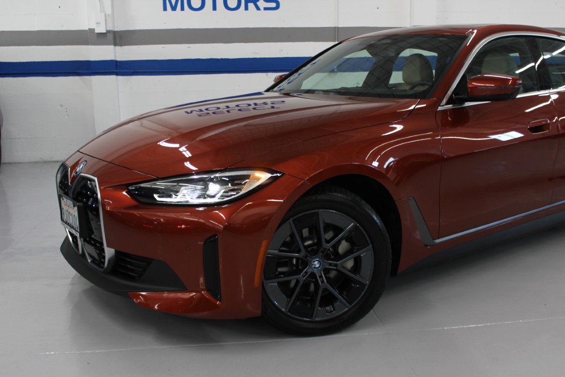 Used 2024 BMW i4 eDrive35 RWD image 6