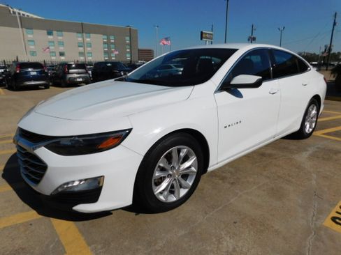 Used 2023 Chevrolet Malibu LT image 3