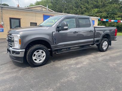 Used 2025 Ford F350 4x4 Crew Cab Super Duty