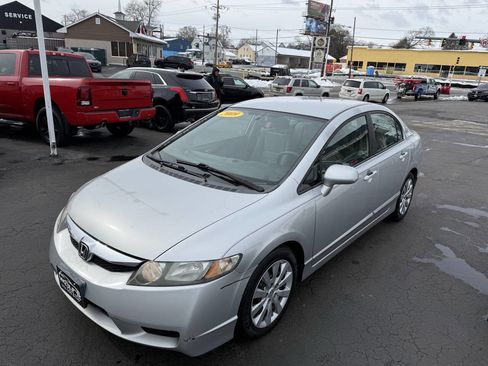 Used 2009 Honda Civic LX image 2