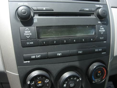 Used 2009 Toyota Corolla SE Sedan FWD image 11