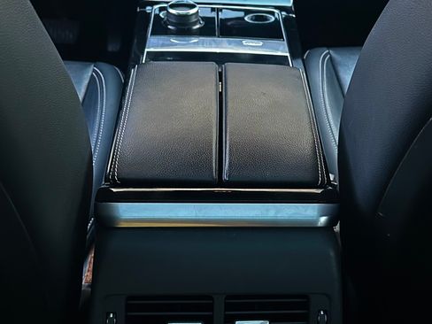 Used 2018 Land Rover Range Rover Velar S AWD/4WD image 41