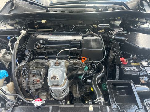 Used 2015 Honda Accord LX image 9