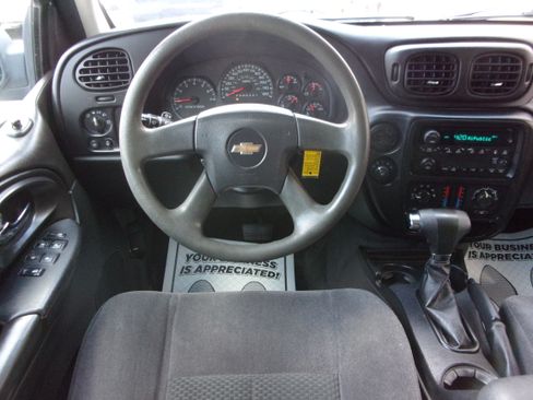 Used 2008 Chevrolet TrailBlazer LT RWD image 7