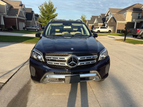 Used 2017 Mercedes-Benz GLS 450 image 2