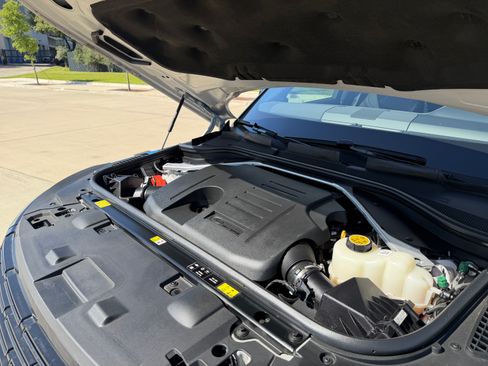 Used 2024 Land Rover Range Rover Sport Dynamic SE image 45