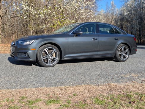 Used 2017 Audi A4 2.0T Prestige quattro Sedan AWD/4WD image 6