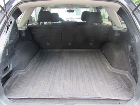 Used 2015 Subaru Outback 2.5i Premium AWD/4WD image 14