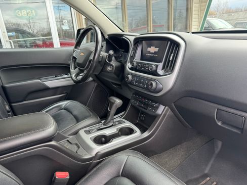 Used 2017 Chevrolet Colorado ZR2 image 14