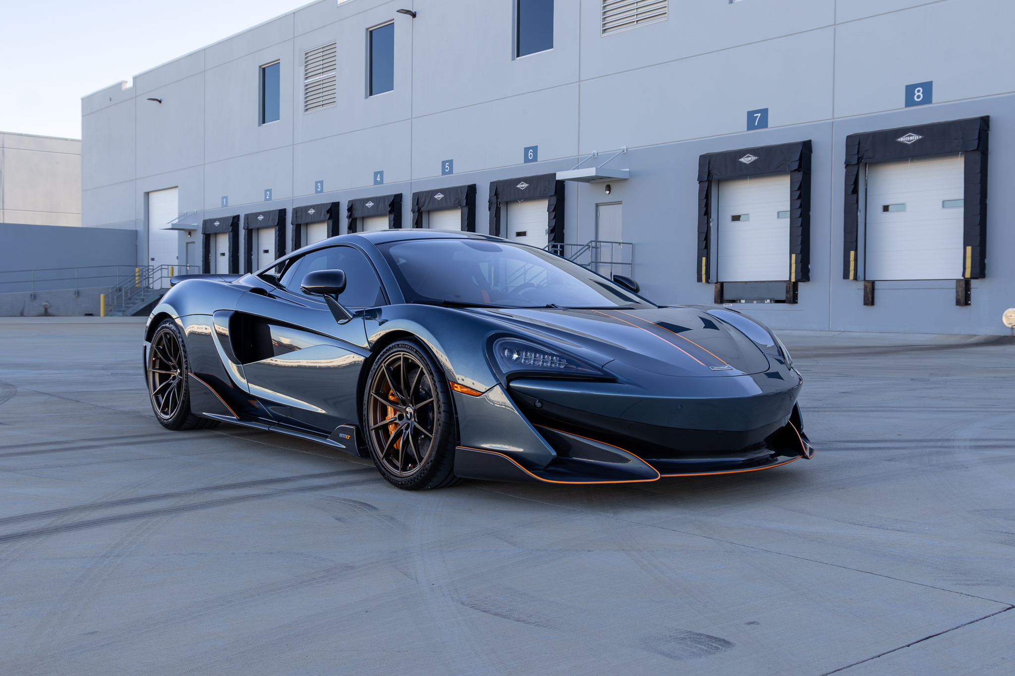 Used 2019 McLaren 600LT RWD image 2