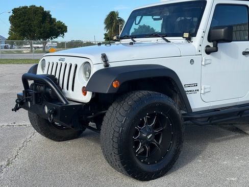 Used 2013 Jeep Wrangler Unlimited Sport image 19