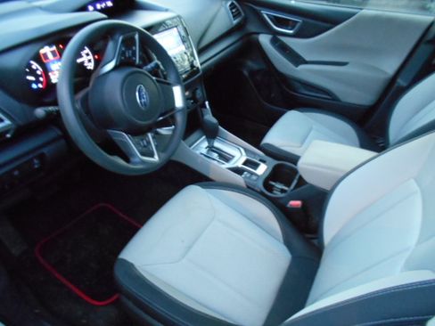 Used 2024 Subaru Forester image 6