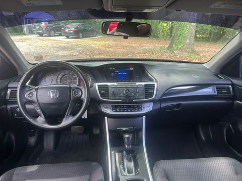 Used 2015 Honda Accord Sport Sedan image 19
