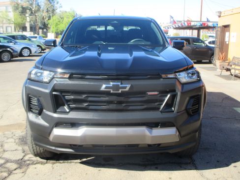 Used 2024 Chevrolet Colorado Trail Boss image 20