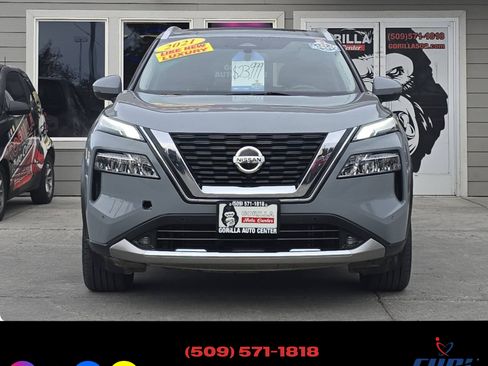 Used 2021 Nissan Rogue Platinum image 2