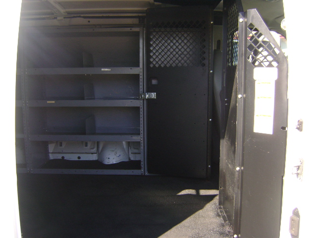 Used 2008 Ford E-350 and Econoline 350 Super Duty RWD image 7