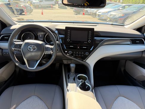 Used 2021 Toyota Camry LE FWD image 13