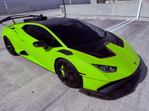 Used 2022 Lamborghini Huracan STO image 17