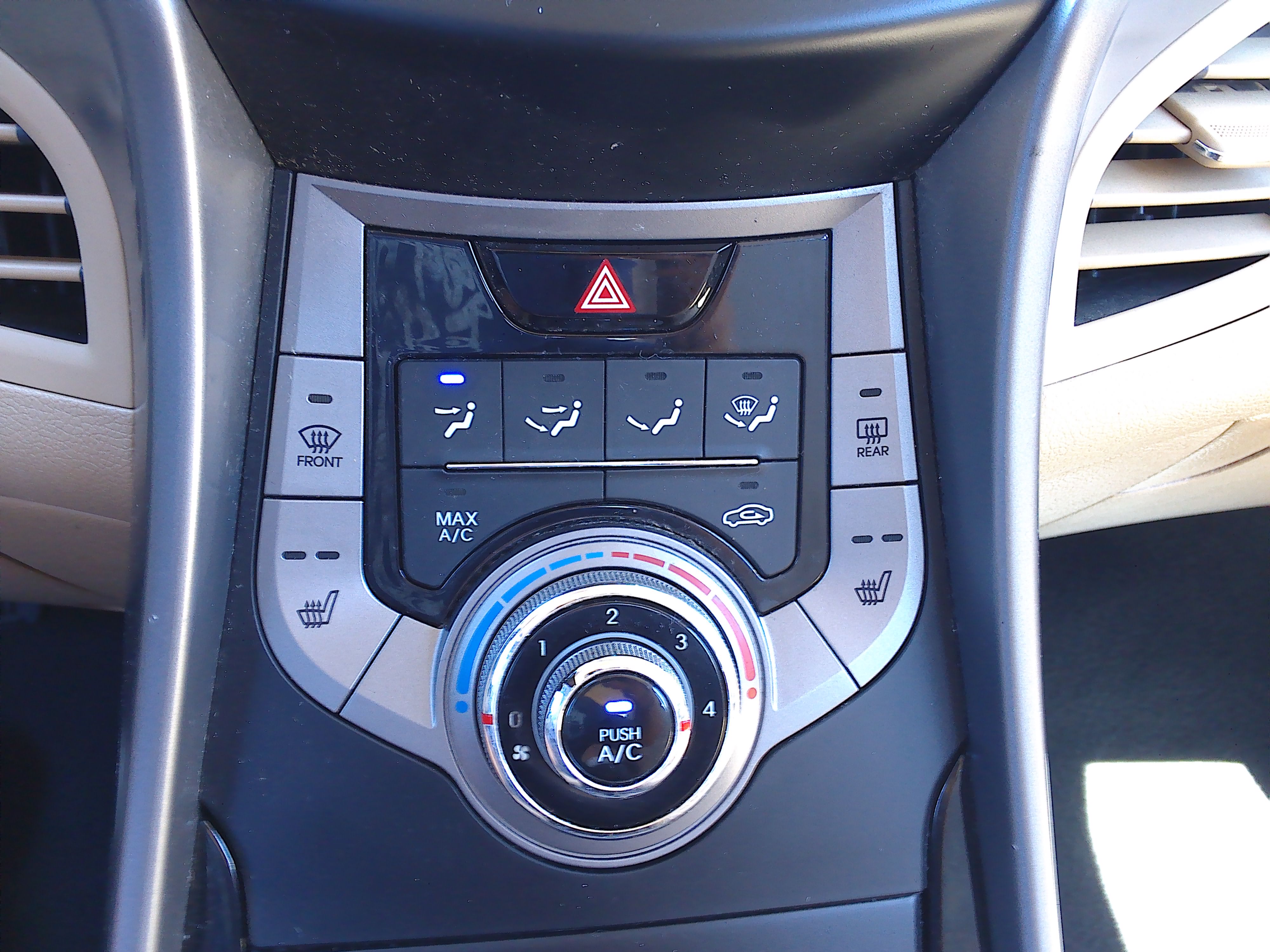 Used 2013 Hyundai Elantra GLS FWD image 17
