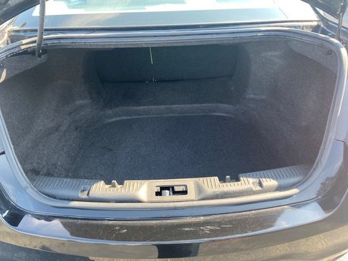 Used 2012 Ford Taurus SEL FWD image 17