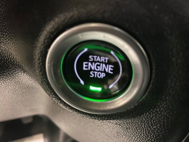 Used 2019 GMC Sierra 1500 4x4 Crew Cab SLT image 13