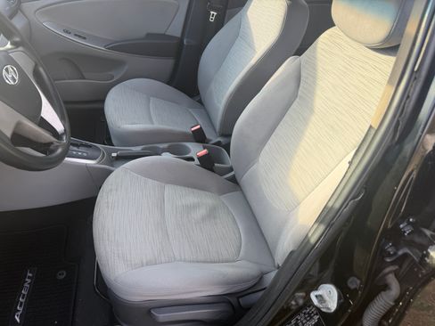 Used 2016 Hyundai Accent SE image 34