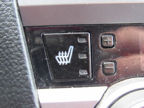 Used 2016 Subaru Legacy 2.5i Premium image 21