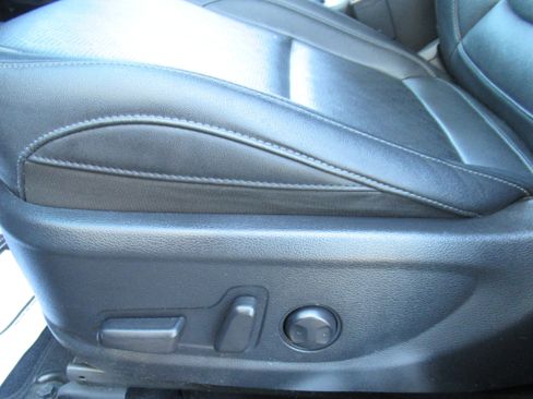 Used 2021 Kia Seltos AWD SX image 24