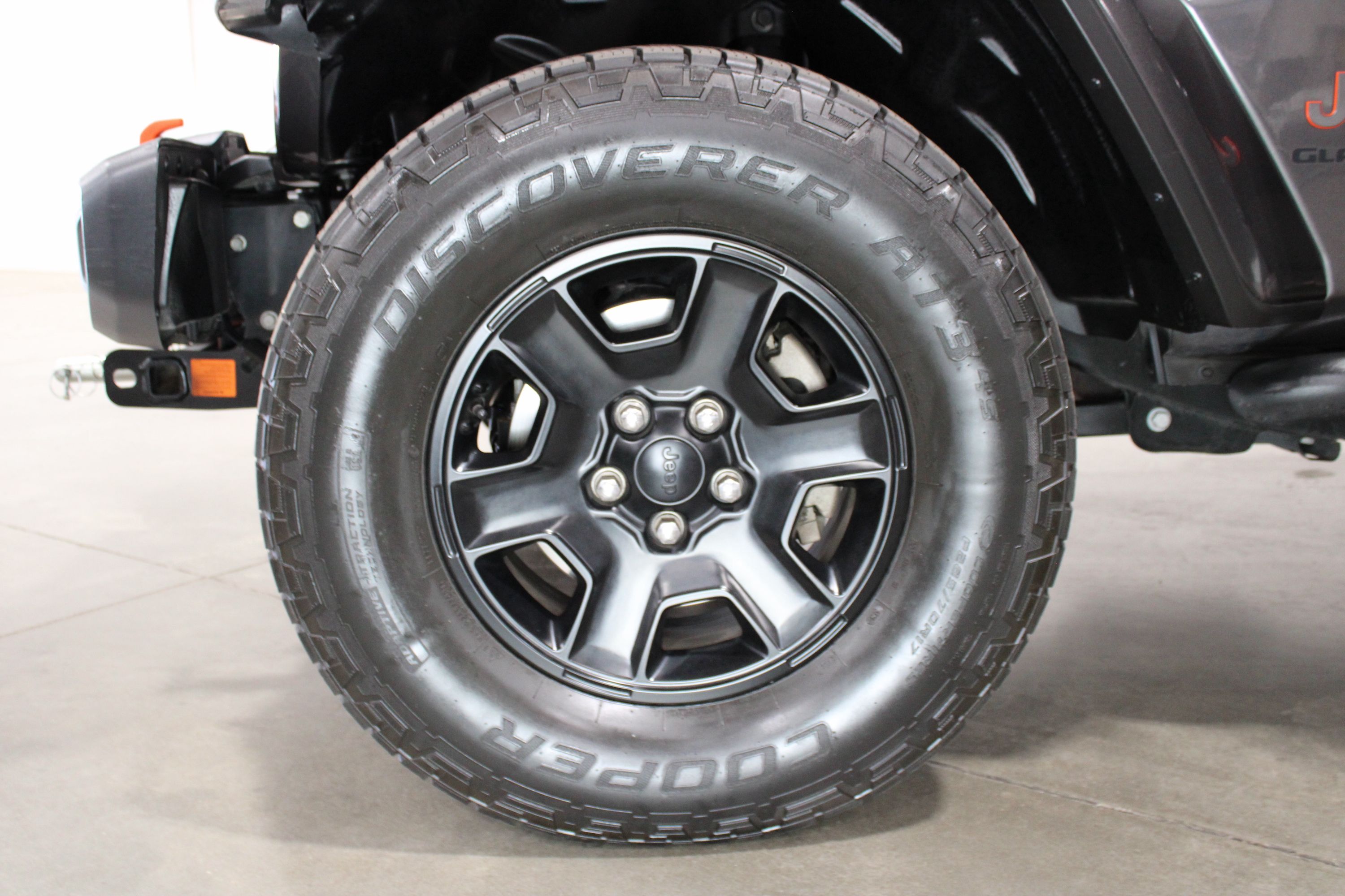 Used 2021 Jeep Gladiator Mojave AWD/4WD image 10