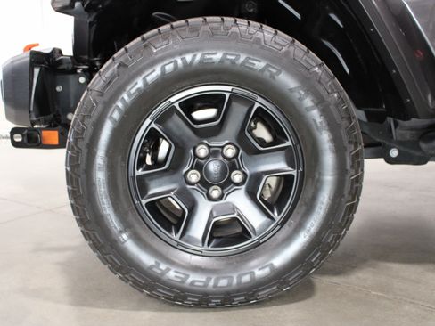 Used 2021 Jeep Gladiator Mojave AWD/4WD image 10