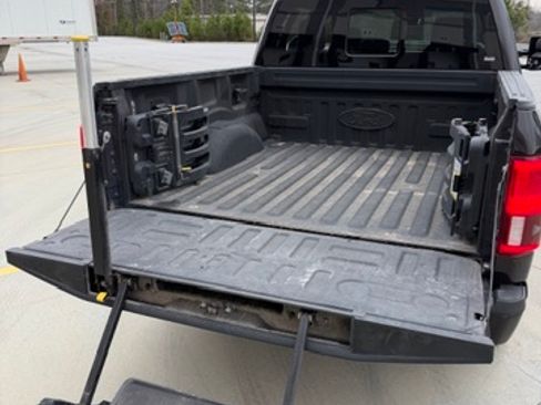 Used 2019 Ford F150 Platinum image 13