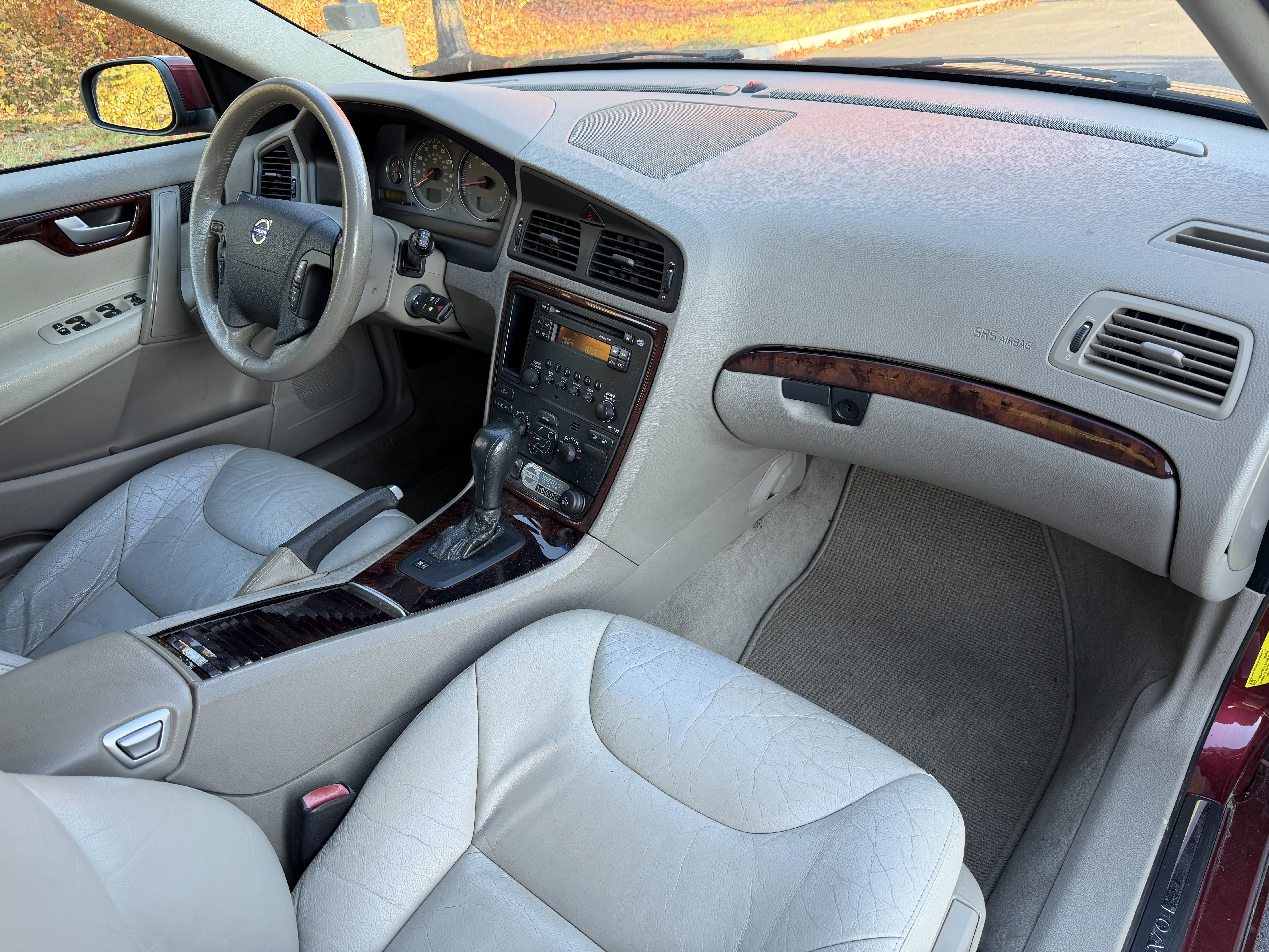 Used 2006 Volvo V70 2.5T FWD image 37