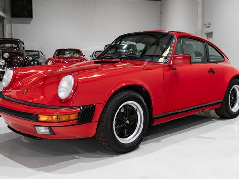 Used 1987 Porsche 911 Carrera image 2