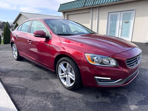 Used 2015 Volvo S60 T5 Premier image 4