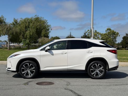 Used 2021 Lexus RX 350 AWD w/ Premium Package image 2