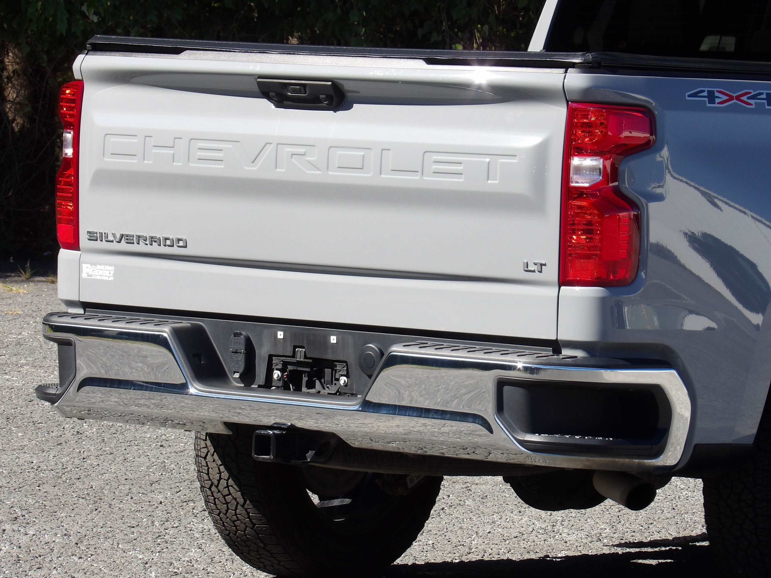 Used 2024 Chevrolet Silverado 1500 4x4 Crew Cab LT image 9
