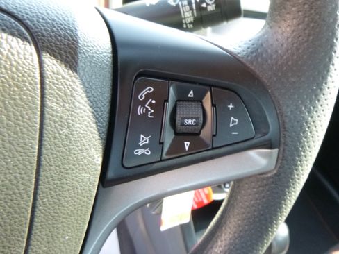 Used 2016 Chevrolet Sonic LT image 16