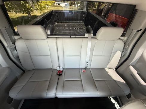 Used 2011 Chevrolet Silverado 3500 4x4 Extended Cab LTZ image 20