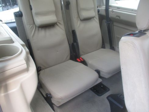 Used 2010 Land Rover LR4 HSE LUX image 22