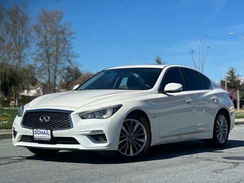 Used 2019 INFINITI Q50 3.0t Luxe image 1