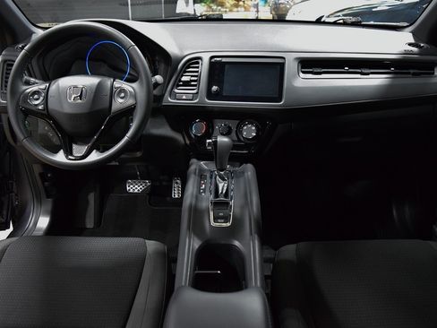 Used 2019 Honda HR-V Sport image 23
