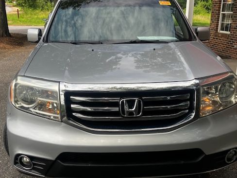 Used 2015 Honda Pilot FWD EX-L image 2
