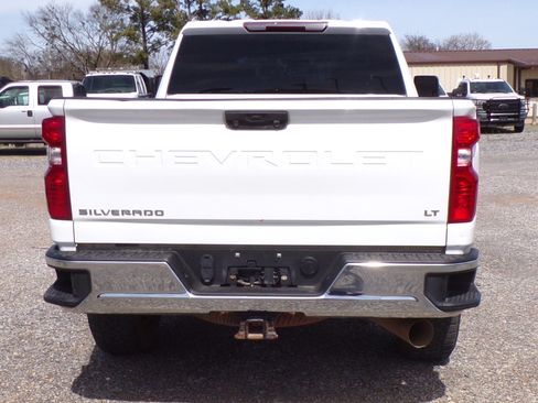 Used 2021 Chevrolet Silverado 2500 LT image 12
