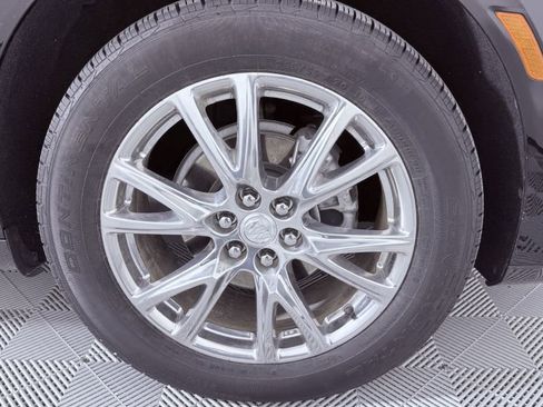 Used 2022 Buick Enclave Essence image 30