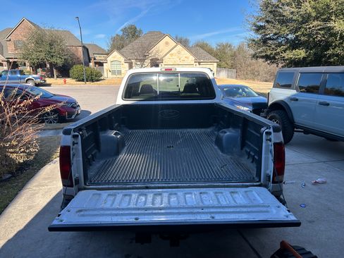 Used 2002 Ford F350 Lariat image 28