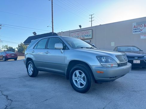 Used 2000 Lexus RX 300 image 10