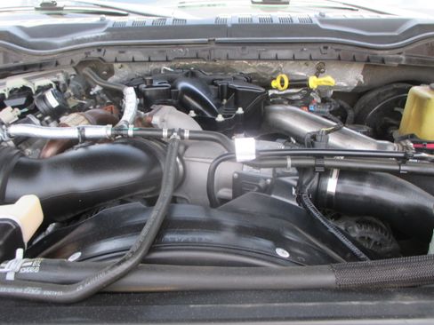 Used 2018 Ford F350 4x4 Crew Cab Super Duty image 24