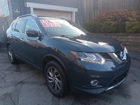 Used 2015 Nissan Rogue SV image 6
